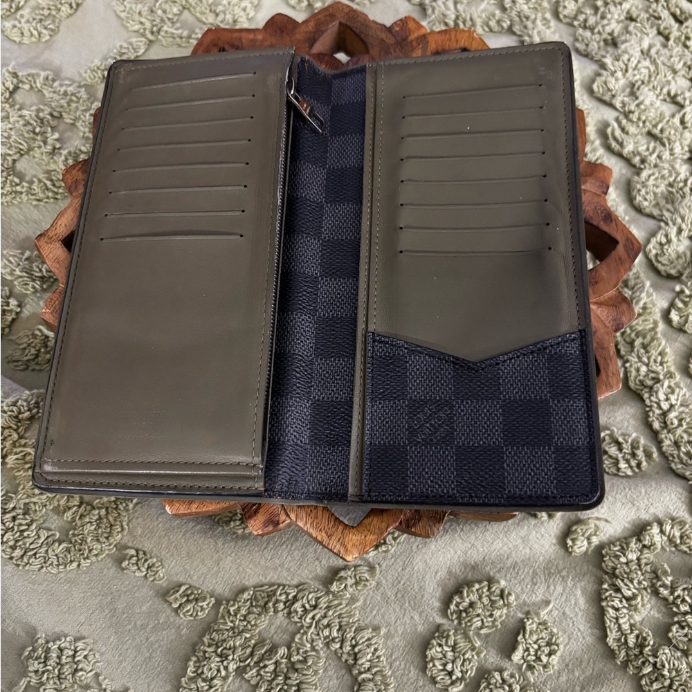 Louis Vuitton Damien Graphite Brazza Wallet (often called the Brazza Wallet) - Picture 4 of 12